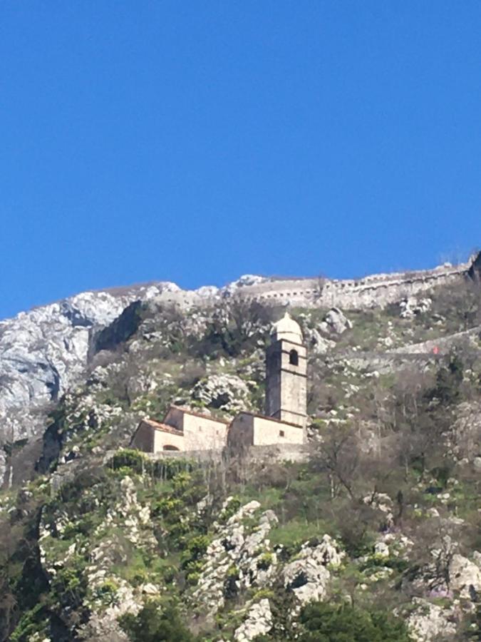 Art House 001 Hotel Kotor Kültér fotó