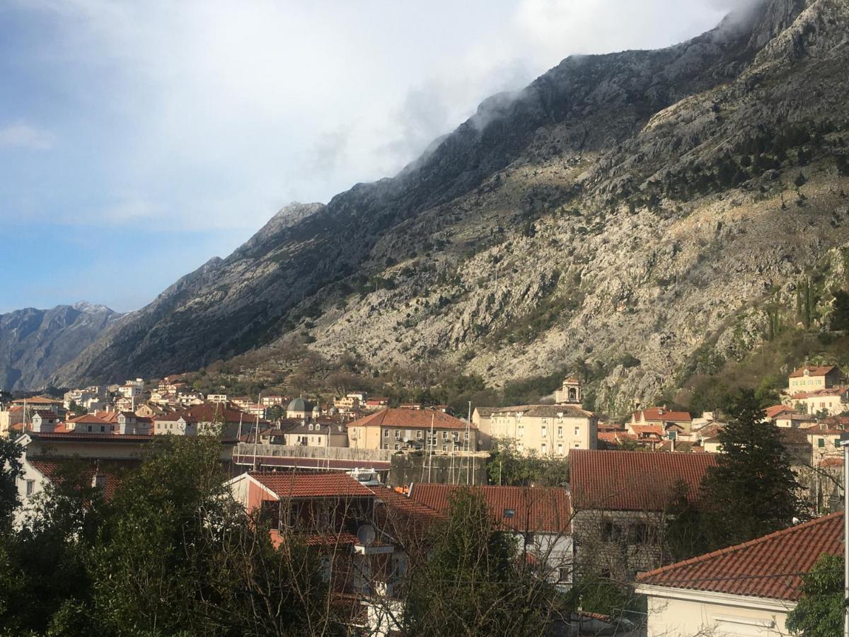 Art House 001 Hotel Kotor Kültér fotó